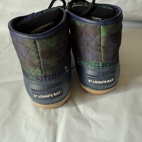 St. John's Bay Women's Denton Flat Heel Rain Boots Navy Blue/Green Plaid Size 7 - Picture 3 of 8